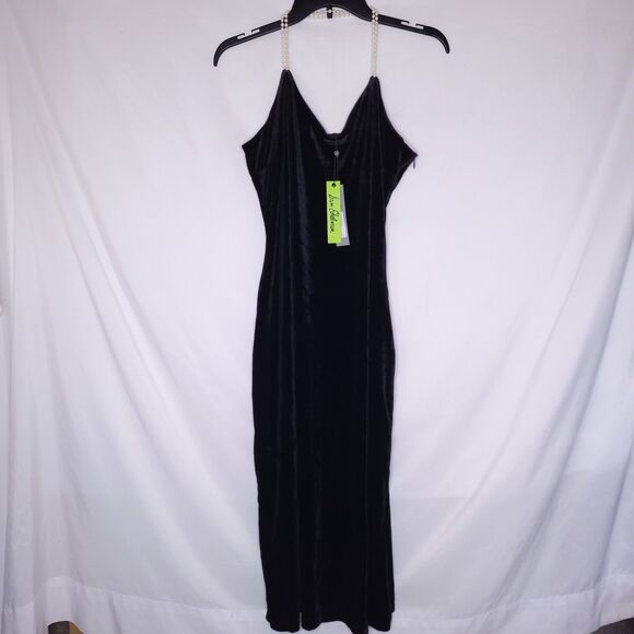 Sam Edelman Dresses & Skirts - Sam Edelman Dress 8 Black Velvet Cami Midi NWT